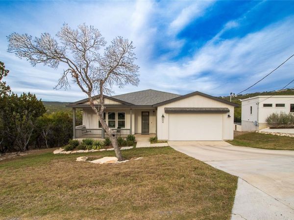 8011 Flintlock CIR, Lago Vista, TX 78645