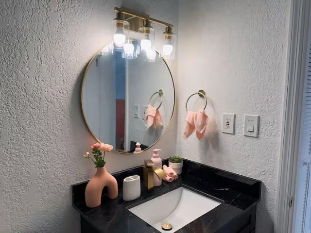 1720 NE 146th Street, Miami, FL 33181 Photo