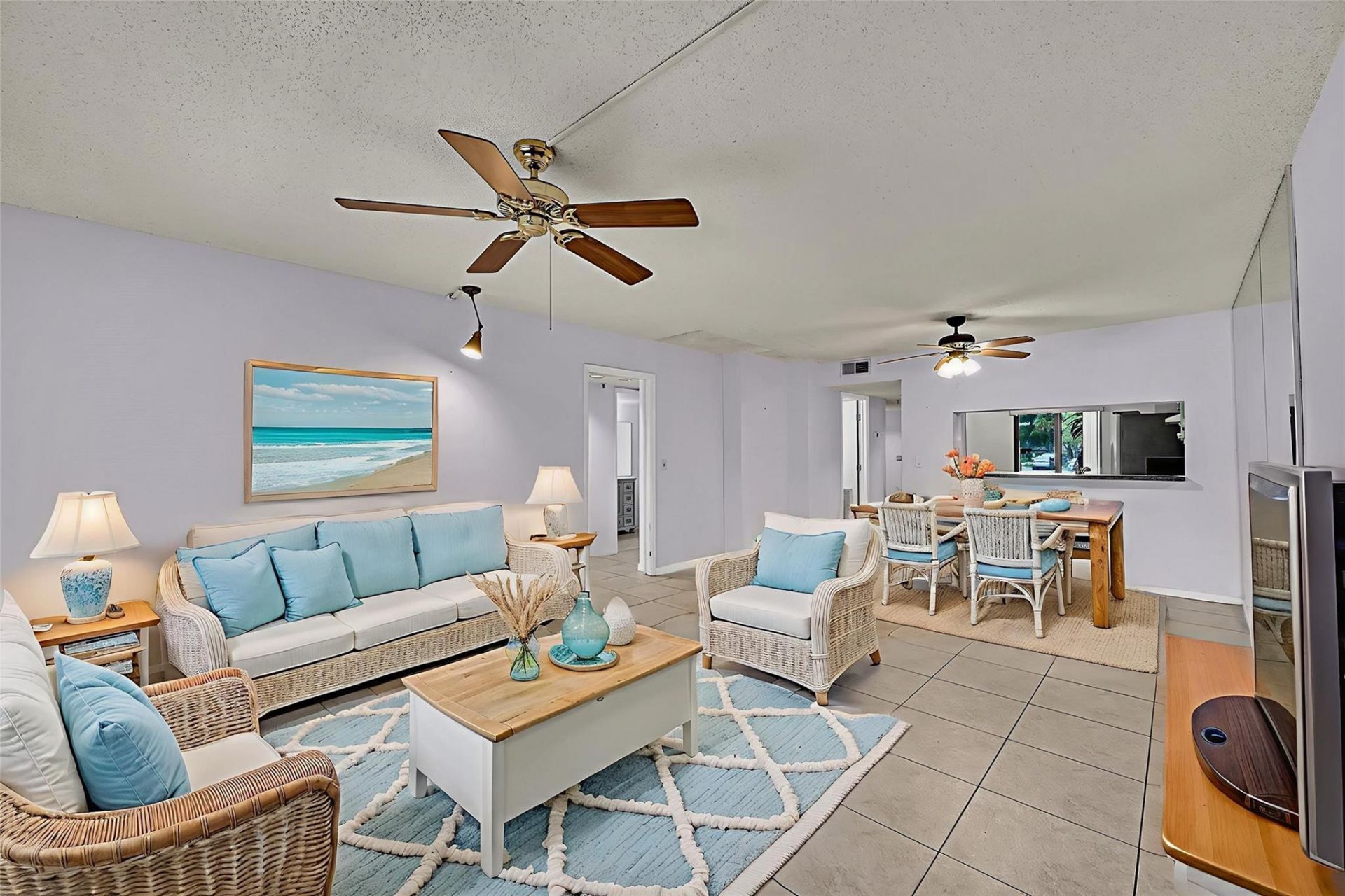 2206 S Cypress Bend Drive, Unit 102, Pompano Beach, FL 33069 Photo