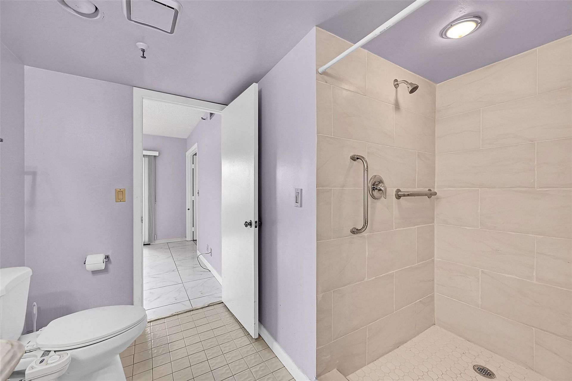 2206 S Cypress Bend Drive, Unit 102, Pompano Beach, FL 33069 Photo