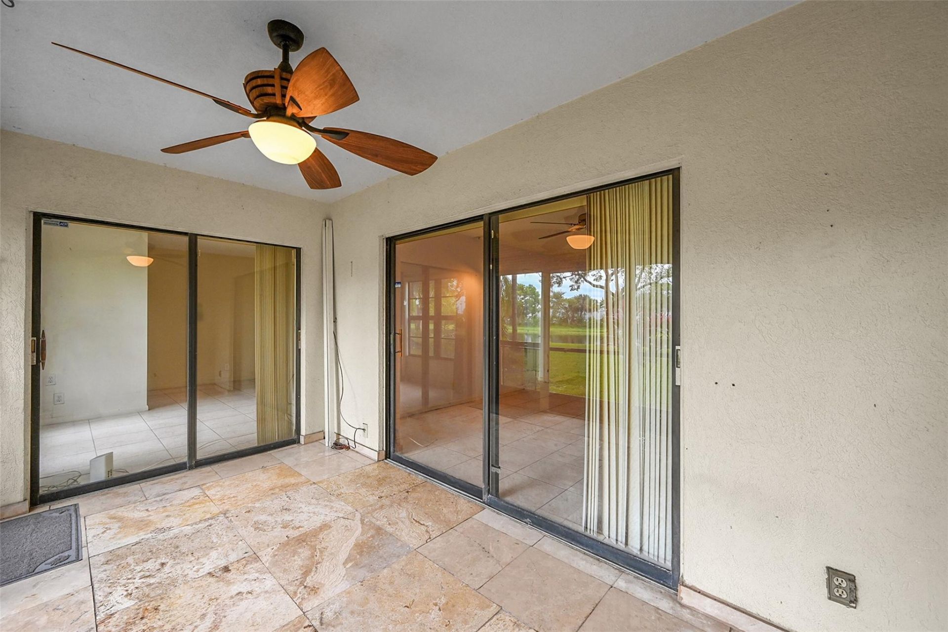 2206 S Cypress Bend Drive, Unit 102, Pompano Beach, FL 33069 Photo
