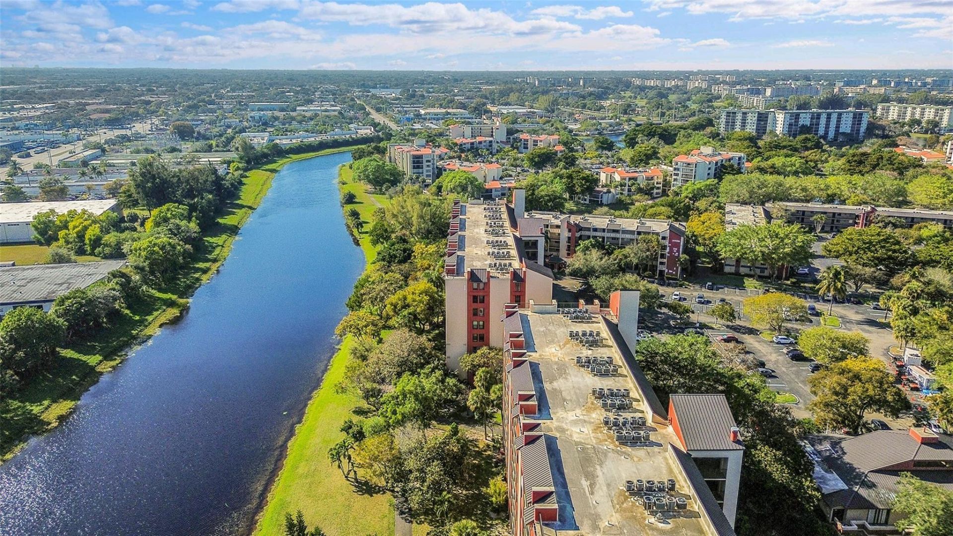 2206 S Cypress Bend Drive, Unit 102, Pompano Beach, FL 33069 Photo