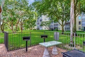 2206 S Cypress Bend Drive, Unit 102, Pompano Beach, FL 33069 Photo