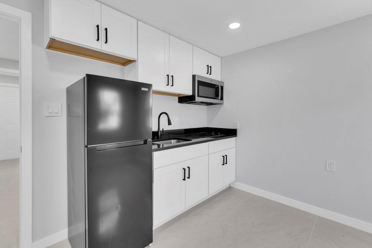 851 NW 4th Avenue, Pompano Beach, FL 33060 Photo