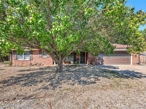 66 Wentworth Drive, Bella Vista, AR 72715
