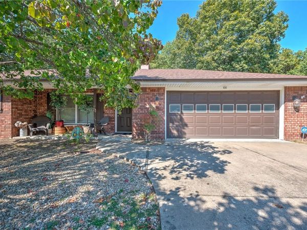 66 Wentworth Drive , Bella Vista, AR 72715