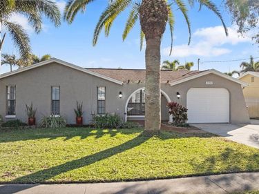 5702 RIDDLE ROAD, HOLIDAY, FL 34690