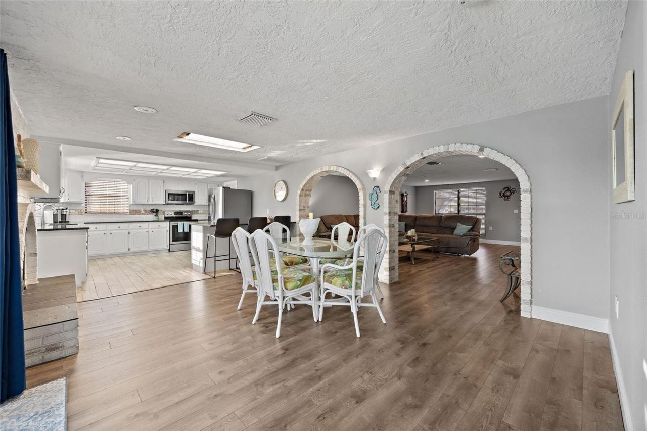 5702 Riddle Road, Holiday, FL 34690 Photo