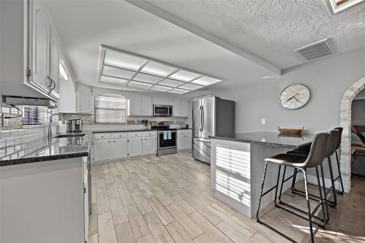 5702 Riddle Road, Holiday, FL 34690 Photo