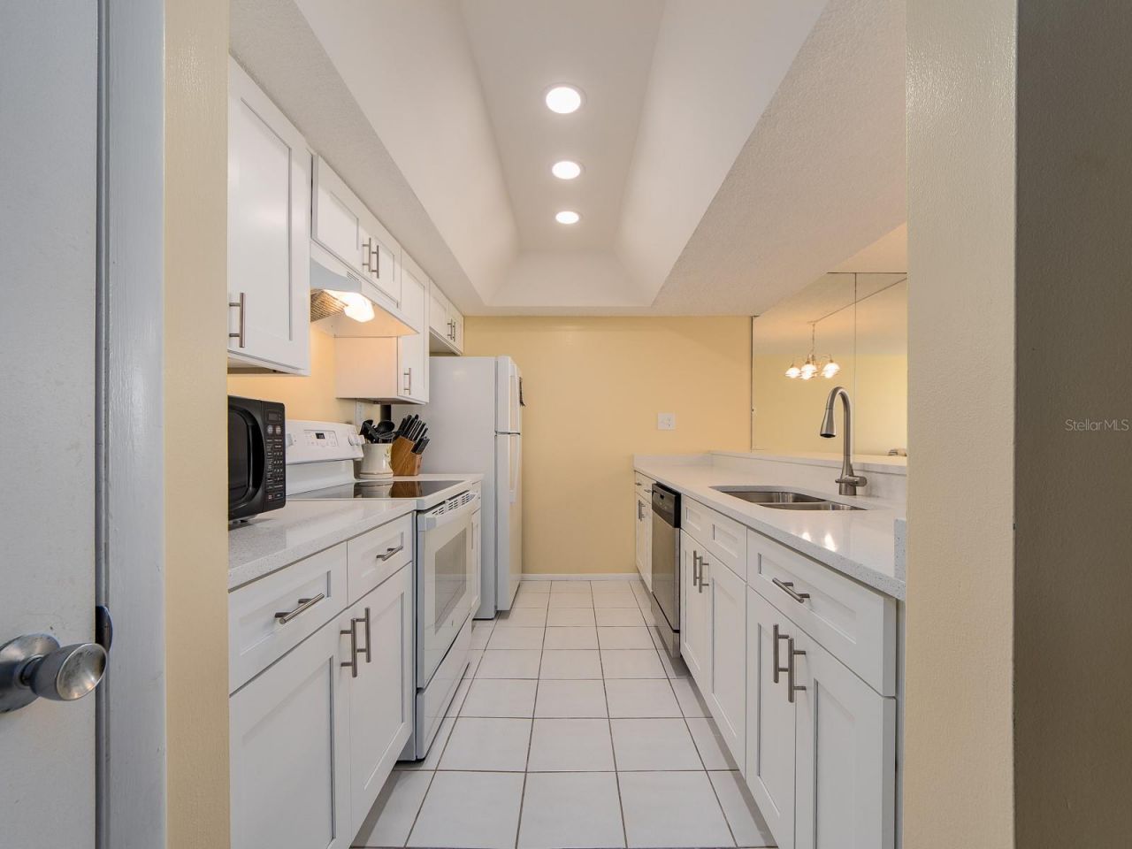 450 S Gulfview Boulevard, Unit 708, Clearwater Beach, FL 33767 Photo
