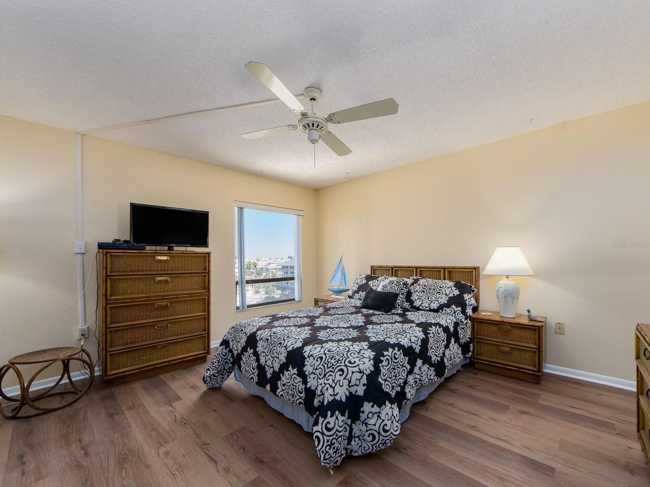 450 S Gulfview Boulevard, Unit 708, Clearwater Beach, FL 33767 Photo