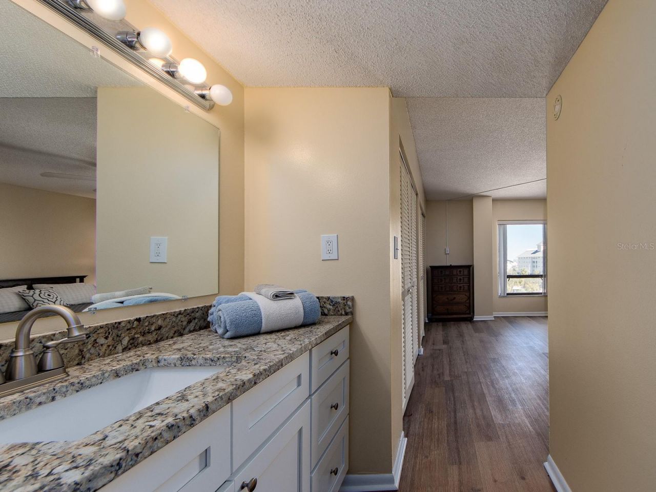 450 S Gulfview Boulevard, Unit 708, Clearwater Beach, FL 33767 Photo
