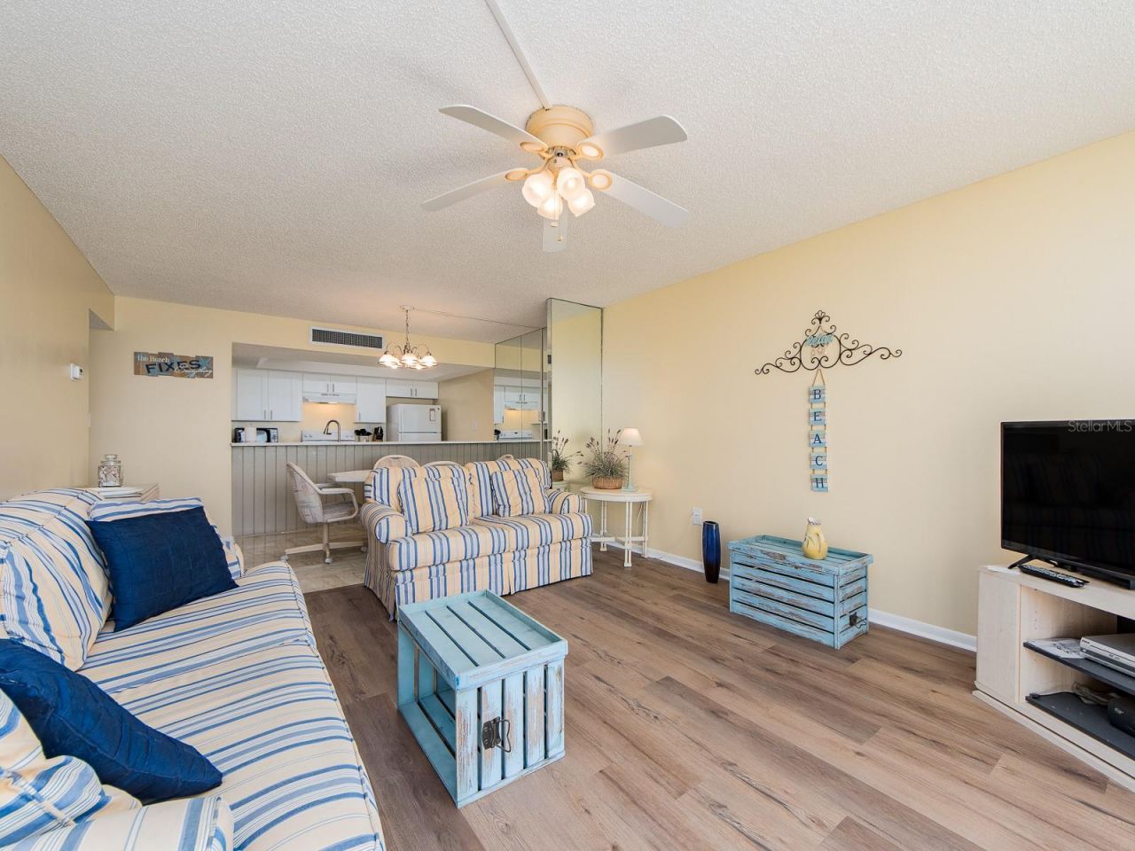 450 S Gulfview Boulevard, Unit 708, Clearwater Beach, FL 33767 Photo