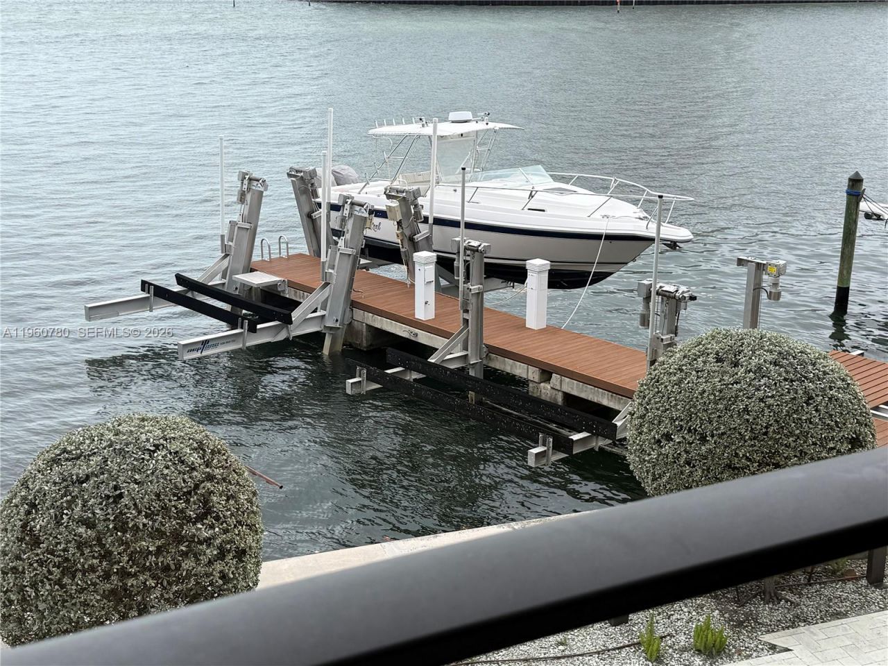 3581 E Glencoe St, Unit 605, Coconut Grove, FL 33133 Photo