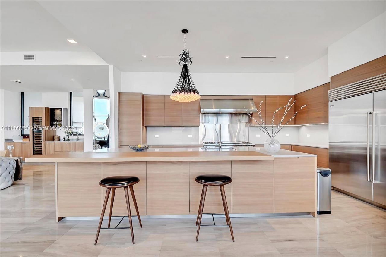 3581 E Glencoe St , Unit 605, Coconut Grove, FL 33133 Photo