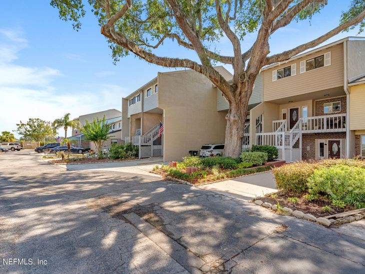 315 Scenic Point Lane, Fleming Island, FL 32003