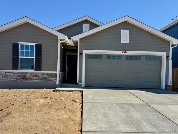 756 N Carrie Court, Watkins, CO 80137