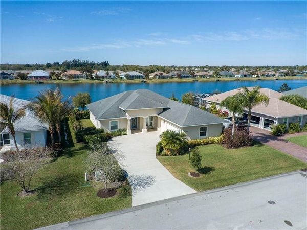 907 Yearling Trail, Sebastian, FL 32958