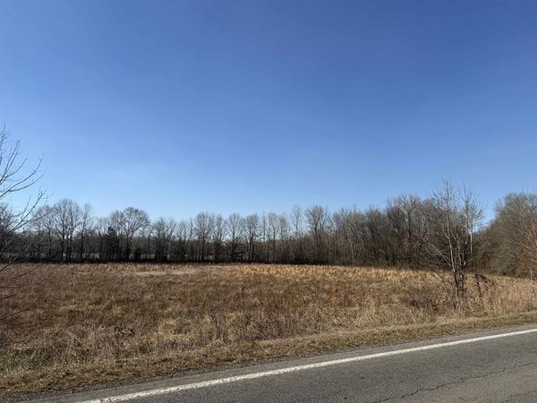 1 22 HWY, Milledgeville, TN 38359