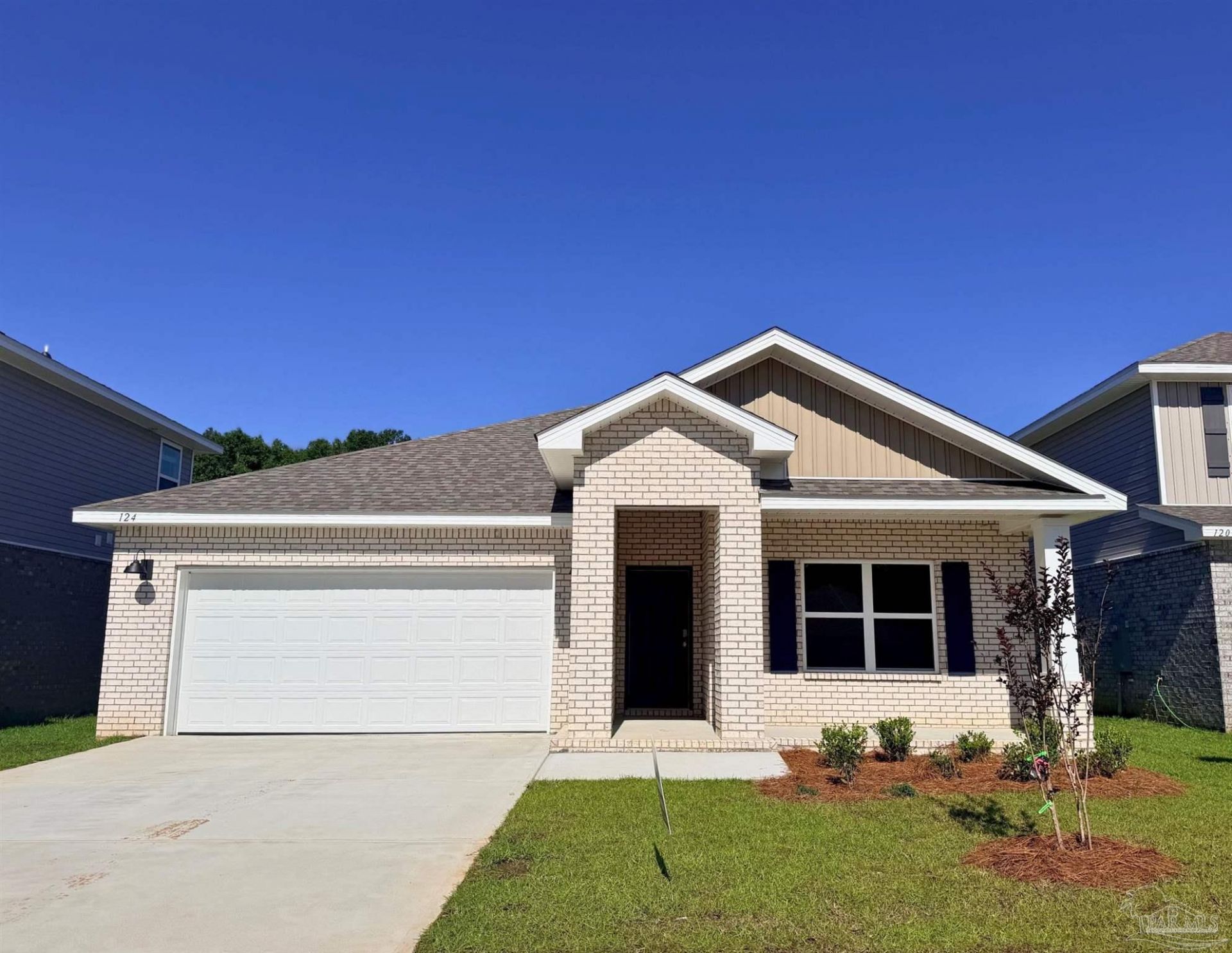 124 Albatross St, Cantonment, FL 32533 Main Photo