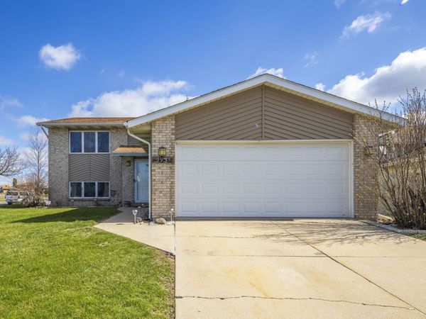 9931 Tyler Street, Crown Point, IN 46307