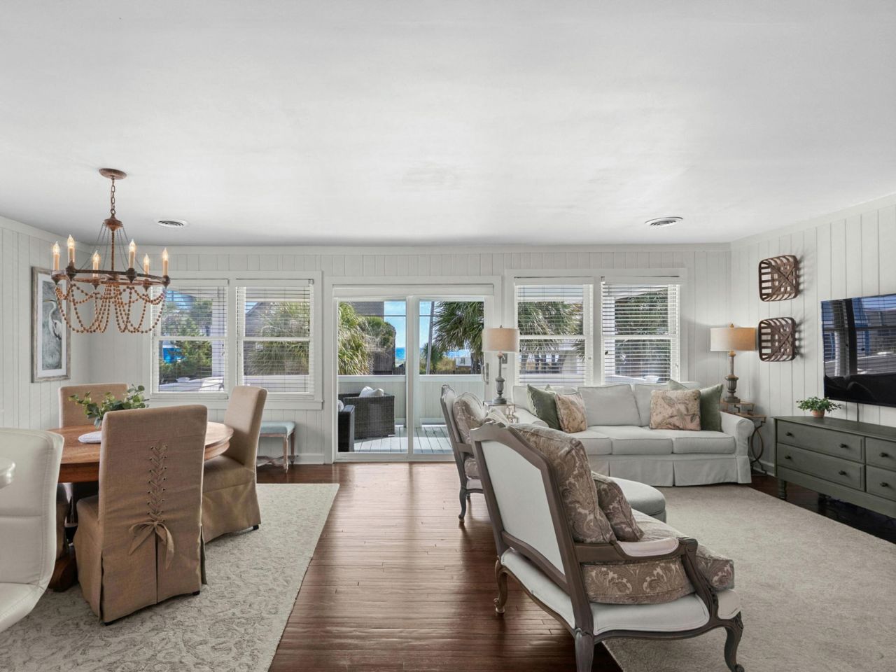 668 S Waccamaw Dr. Photo 10