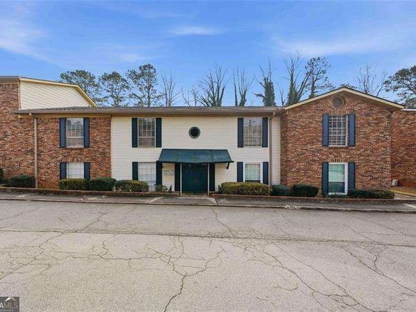 5506 Kingsport Drive, Atlanta, GA 30342