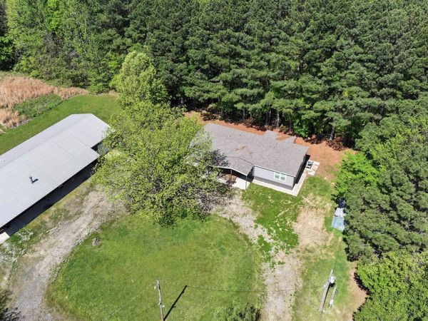 1305 Jones Island Road, Georgetown, AR 72143