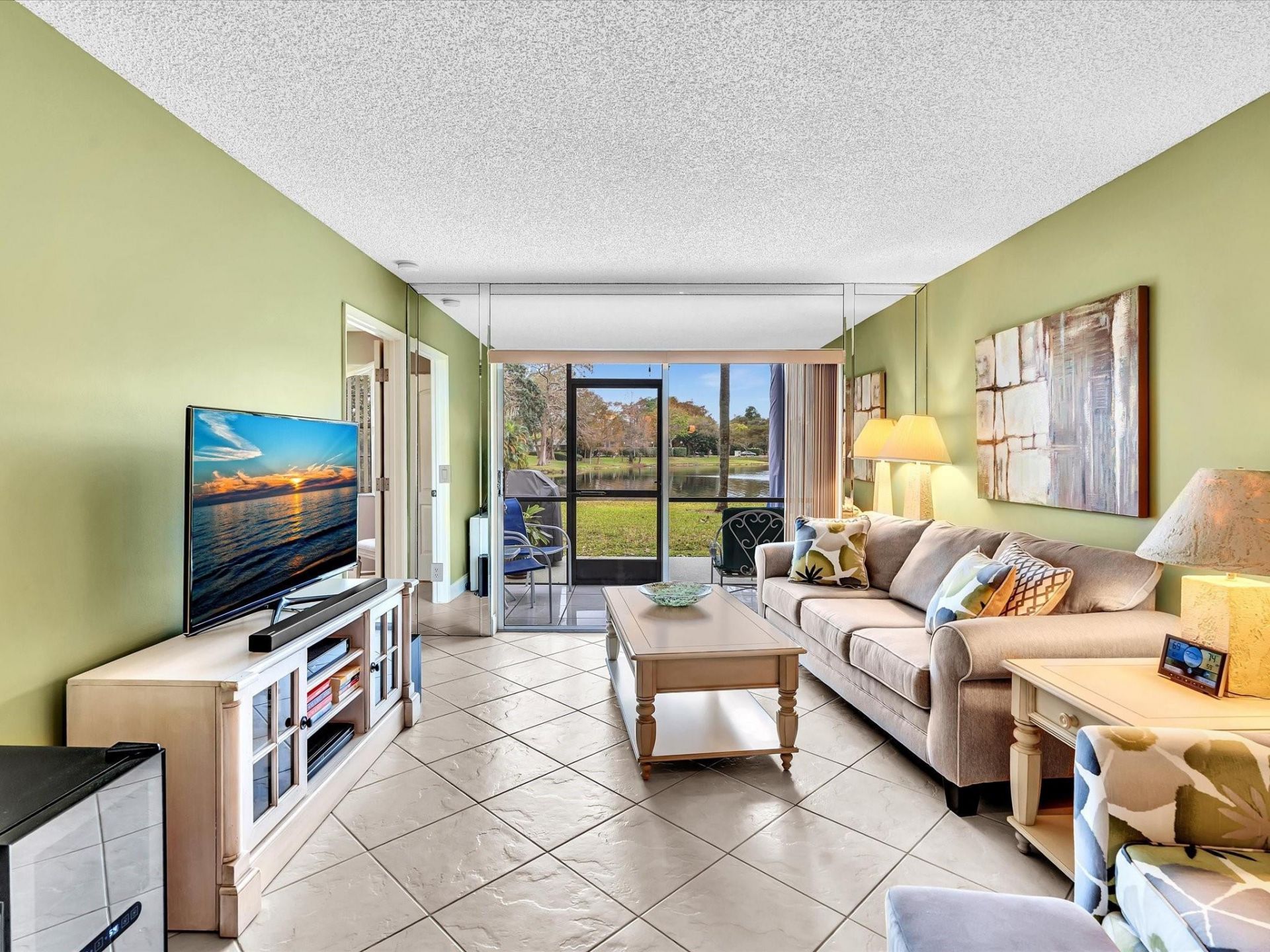 2236 N Cypress Bend Drive, Unit 107, Pompano Beach, FL 33069 Photo