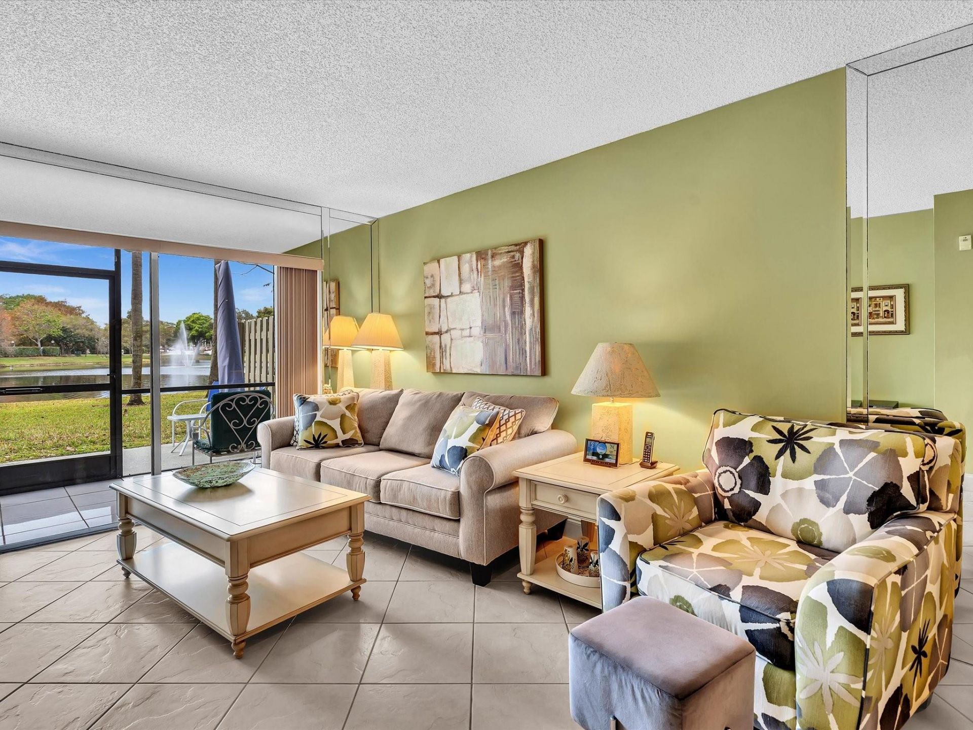 2236 N Cypress Bend Drive, Unit 107, Pompano Beach, FL 33069 Photo