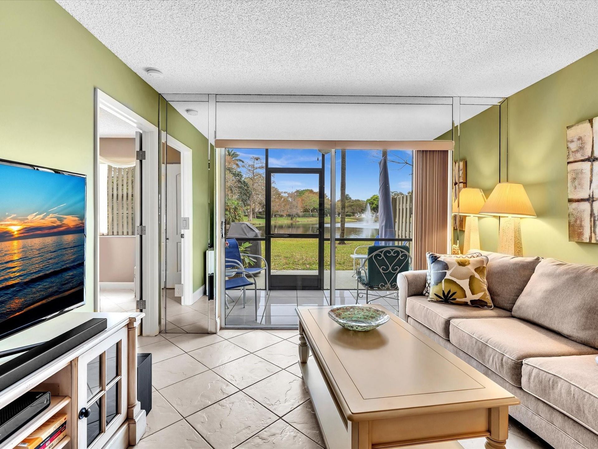 2236 N Cypress Bend Drive, Unit 107, Pompano Beach, FL 33069 Photo