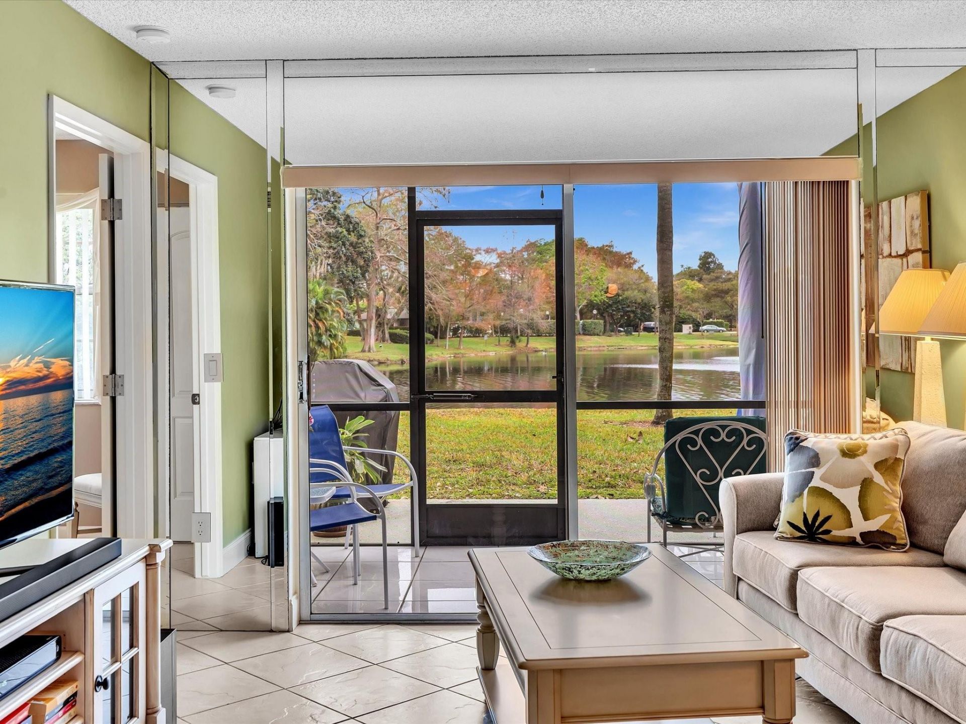 2236 N Cypress Bend Drive, Unit 107, Pompano Beach, FL 33069 Photo