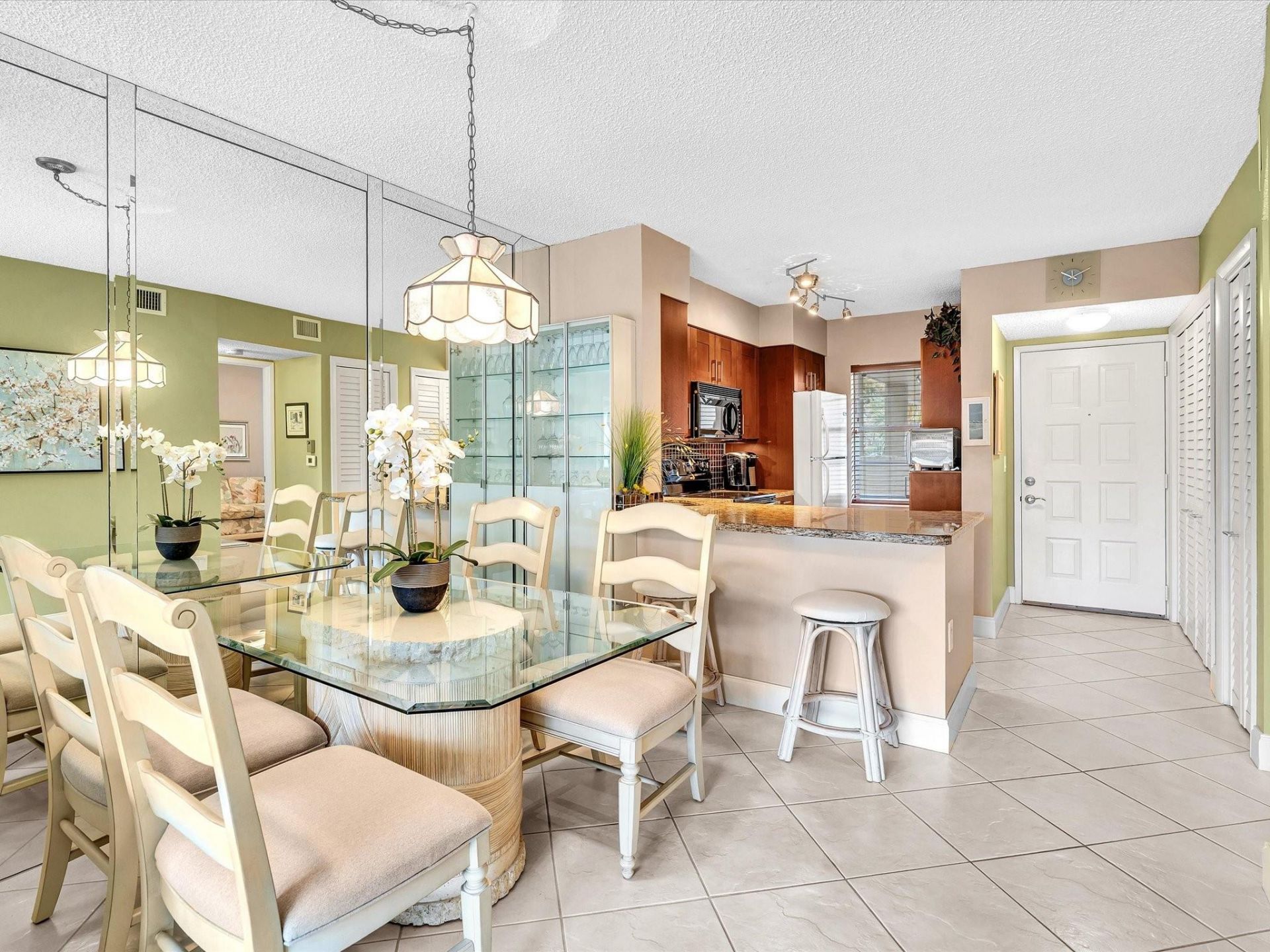 2236 N Cypress Bend Drive, Unit 107, Pompano Beach, FL 33069 Photo