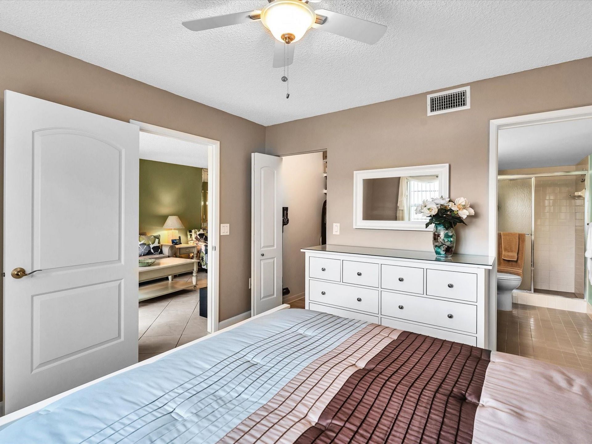 2236 N Cypress Bend Drive, Unit 107, Pompano Beach, FL 33069 Photo