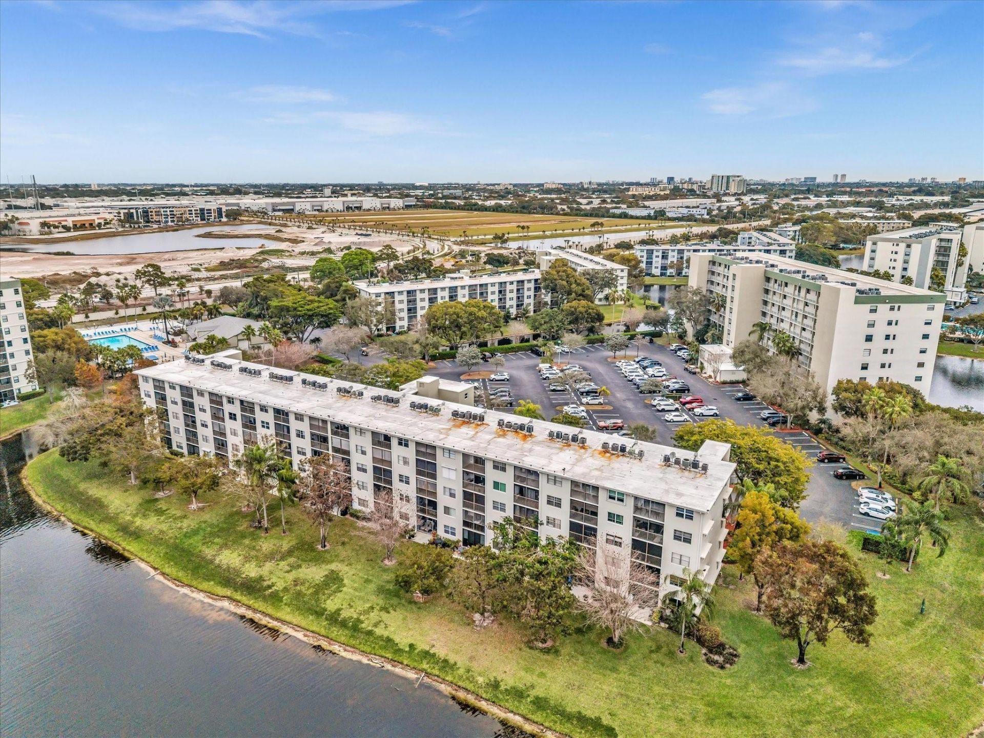 2236 N Cypress Bend Drive, Unit 107, Pompano Beach, FL 33069 Photo