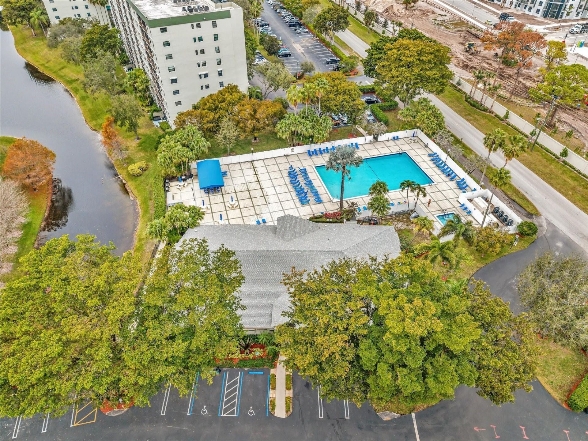 2236 N Cypress Bend Drive, Unit 107, Pompano Beach, FL 33069 Photo