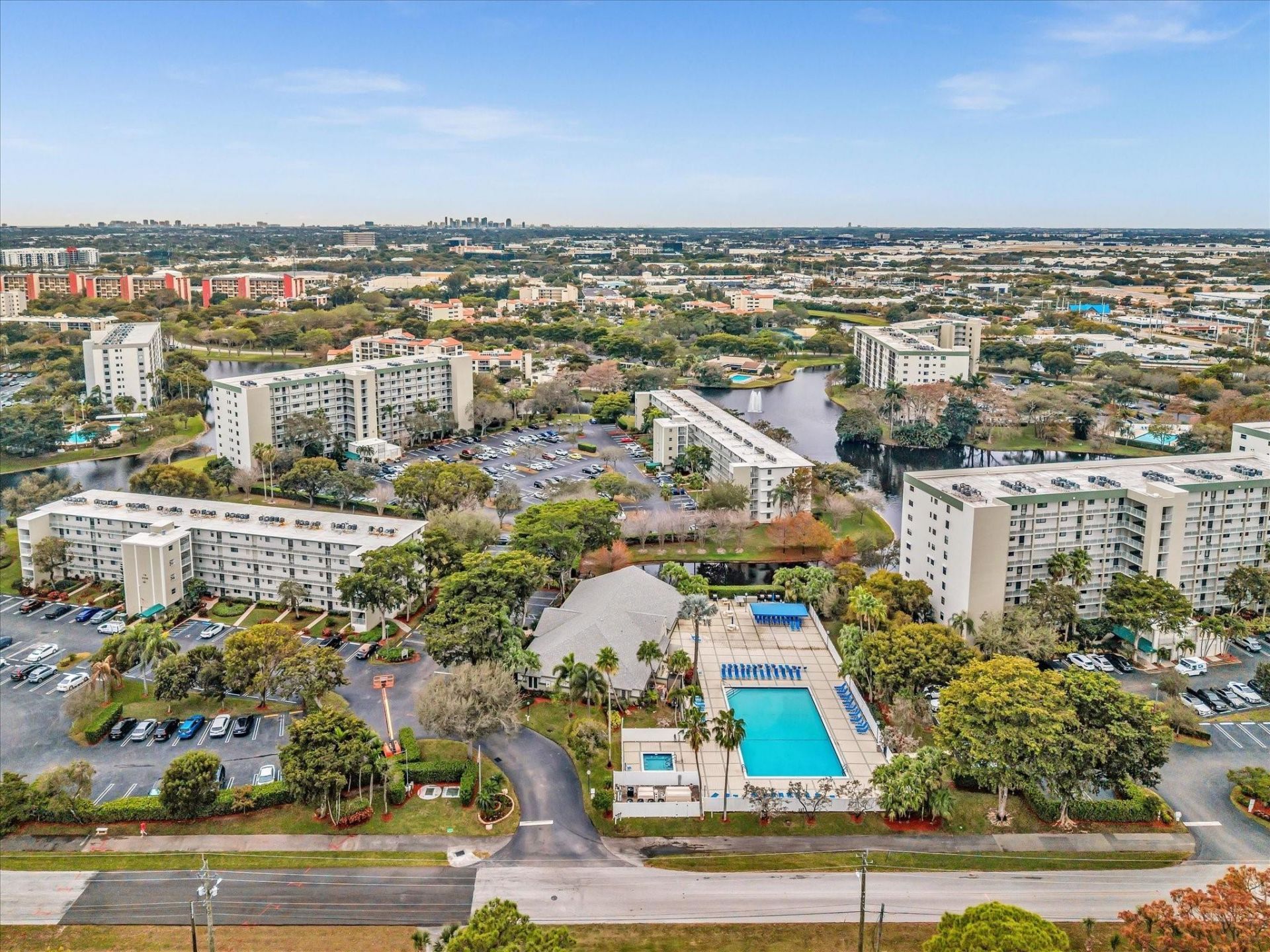 2236 N Cypress Bend Drive, Unit 107, Pompano Beach, FL 33069 Photo