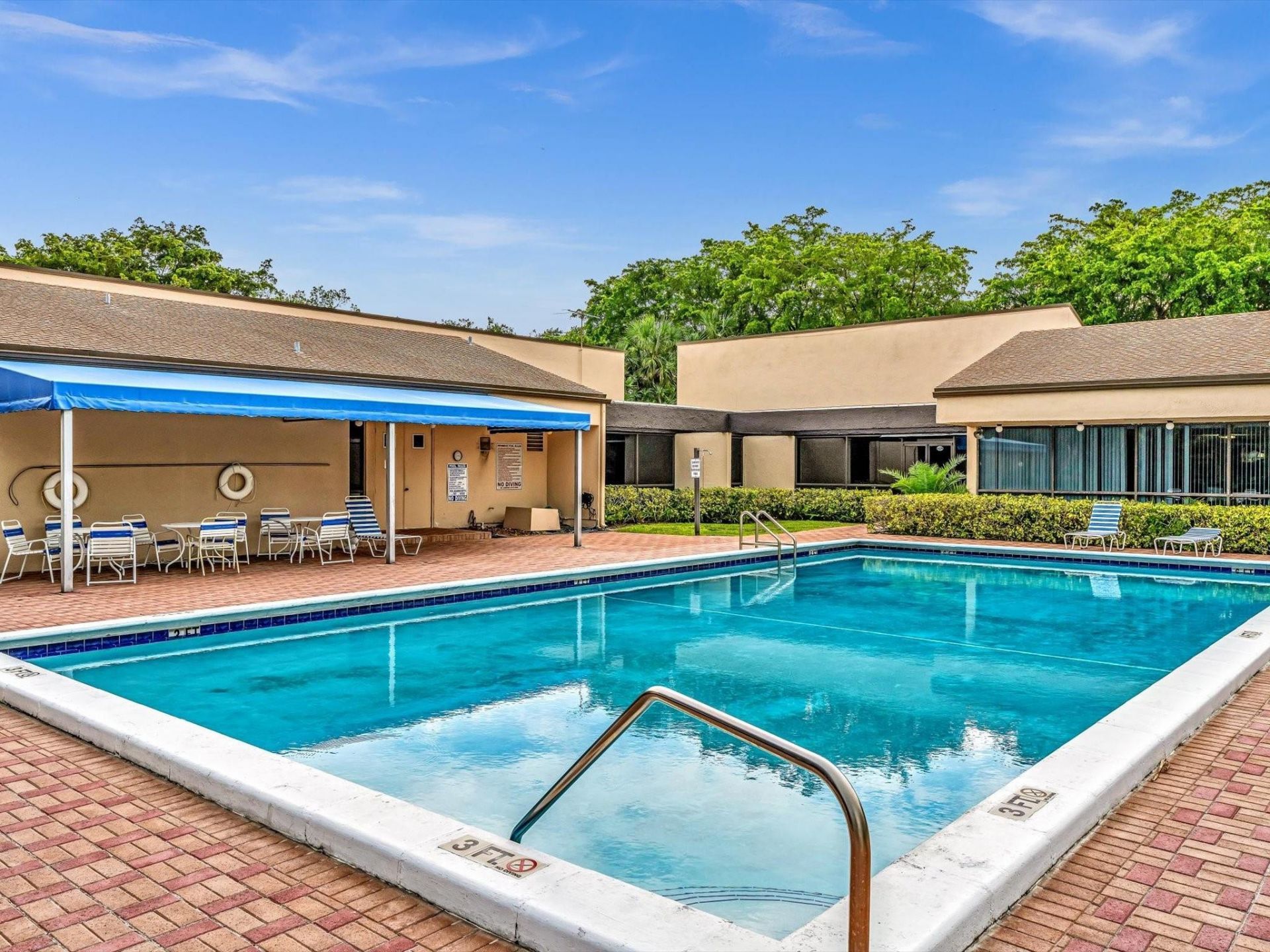 2236 N Cypress Bend Drive, Unit 107, Pompano Beach, FL 33069 Photo