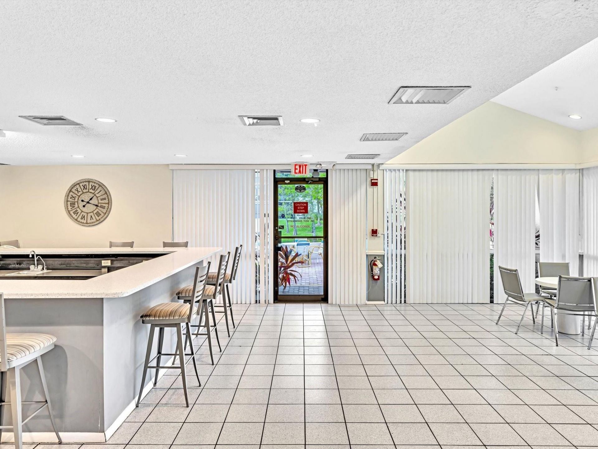 2236 N Cypress Bend Drive, Unit 107, Pompano Beach, FL 33069 Photo