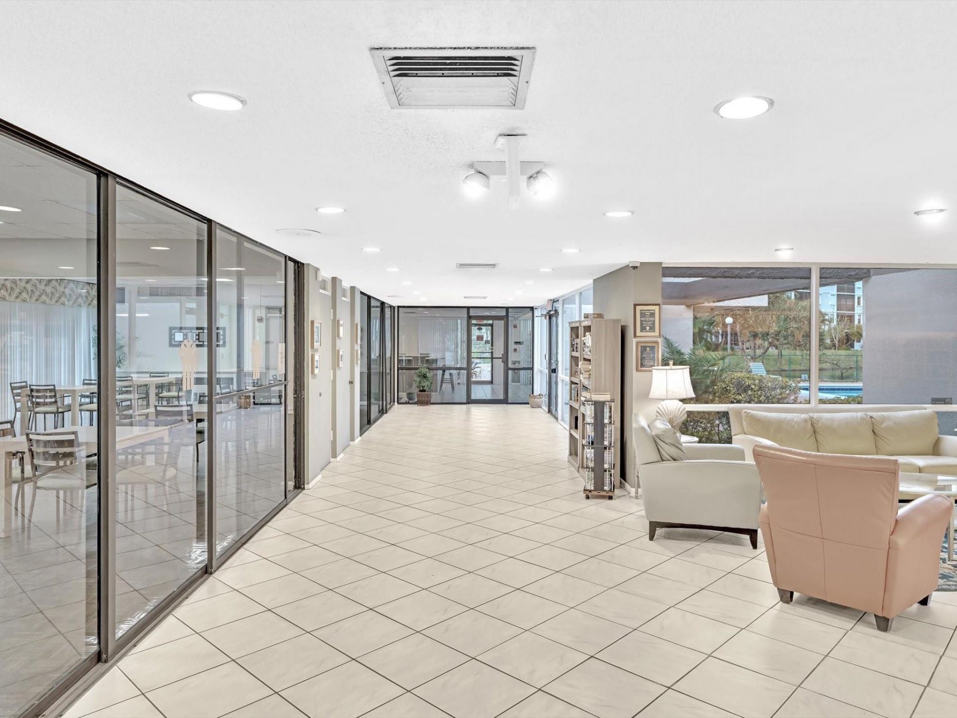 2236 N Cypress Bend Drive, Unit 107, Pompano Beach, FL 33069 Photo