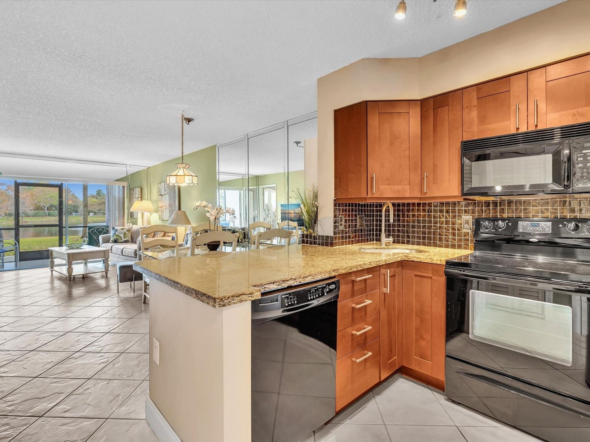 2236 N Cypress Bend Drive, Unit 107, Pompano Beach, FL 33069 Photo