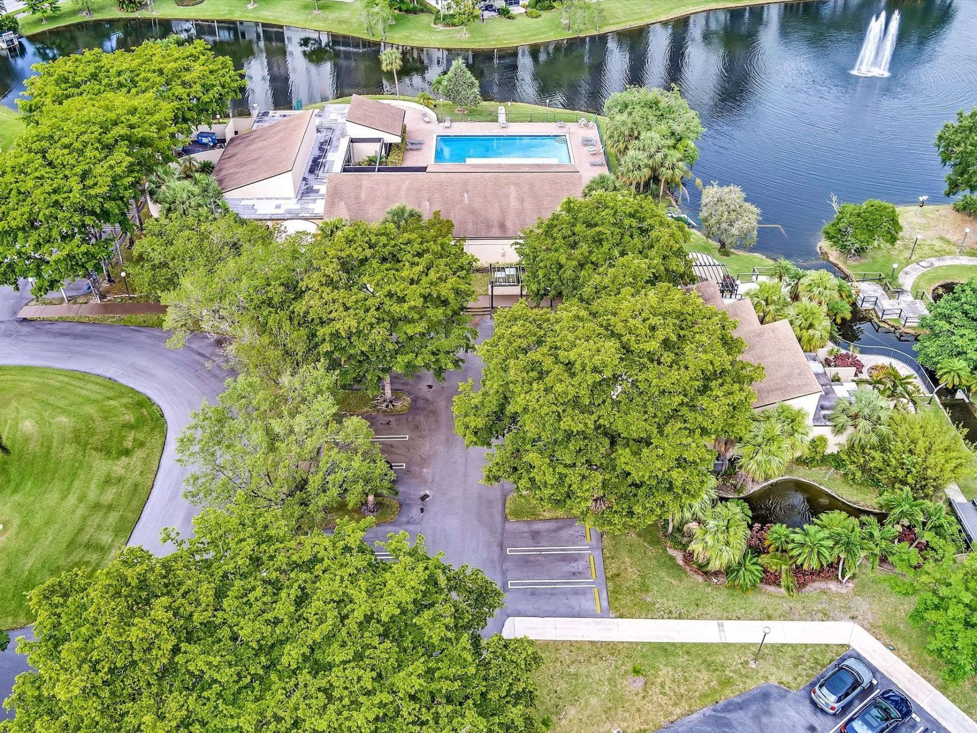 2236 N Cypress Bend Drive, Unit 107, Pompano Beach, FL 33069 Photo