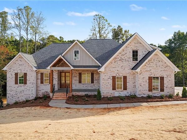 8205 Lulworth Drive, Stokesdale, NC 27357