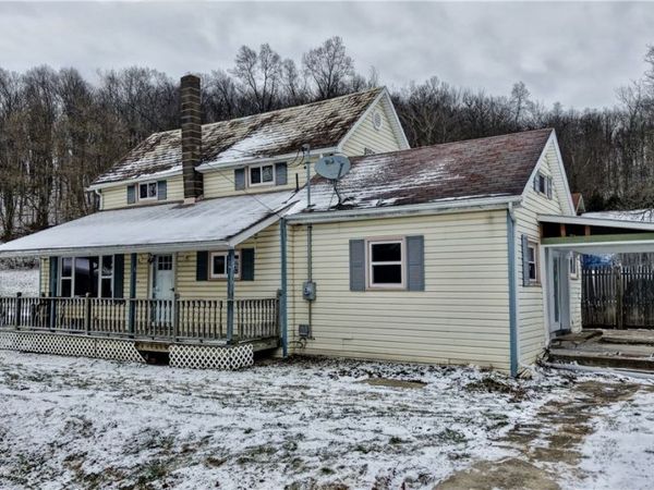 2404 Lowden Street NW, Dover, OH 44622