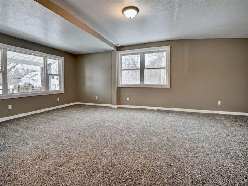 2404 Lowden Street NW, Dover, OH 44622 Photo 11