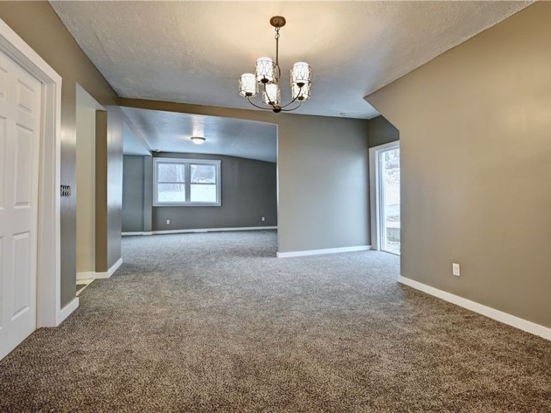 2404 Lowden Street NW, Dover, OH 44622 Photo 8