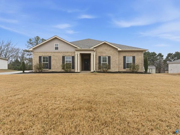 259 Dinner Tree Square, Huntsville, AL 35811