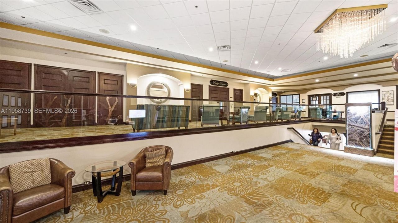 9460 Poinciana Pl , Unit 404, Davie, FL 33324 Photo