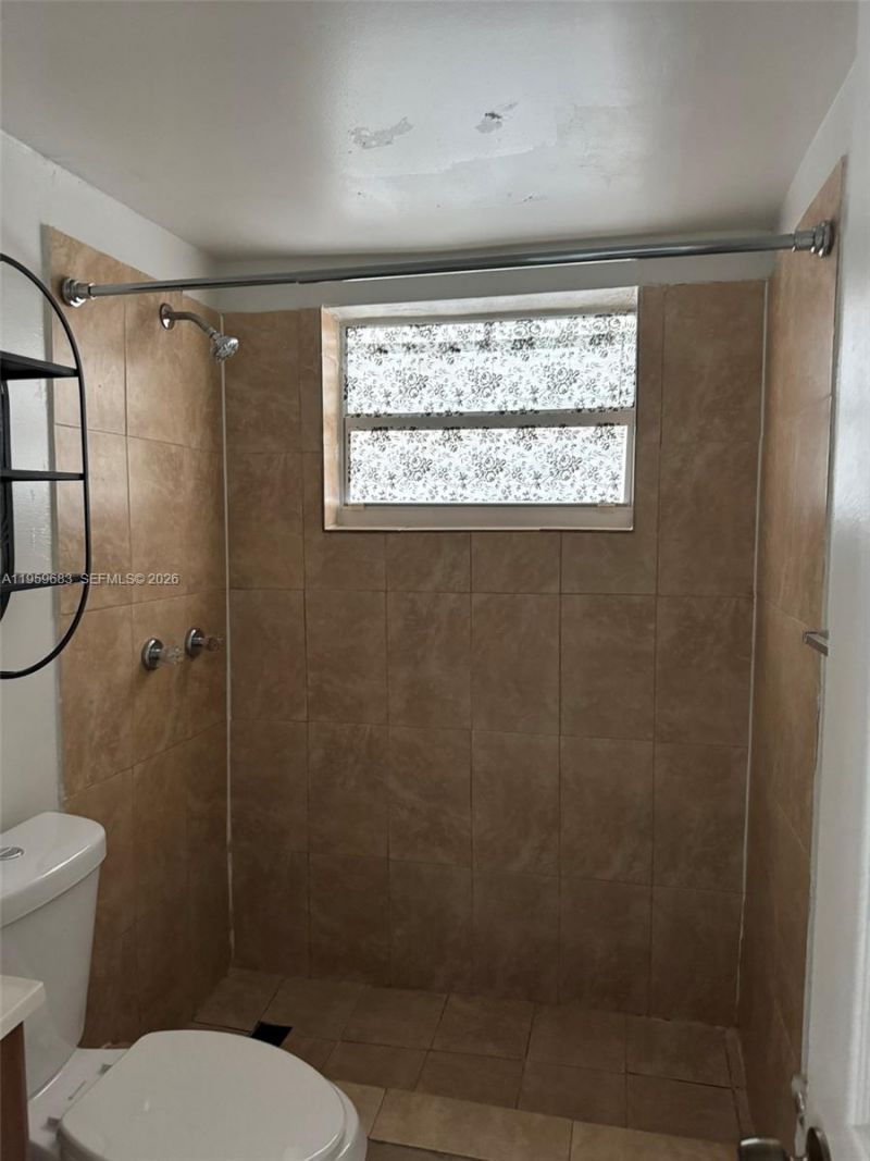 50 W 23rd St, Unit 8, Hialeah, FL 33010 Photo