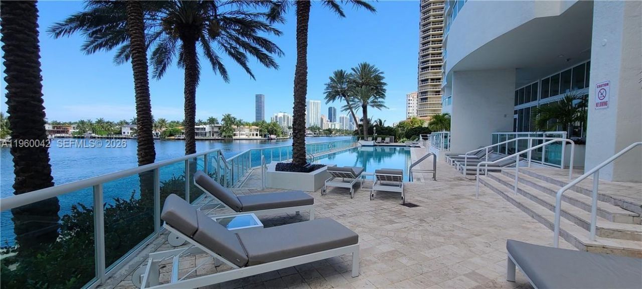 20201 E Country Club Dr , Unit 2303, Aventura, FL 33180 Photo